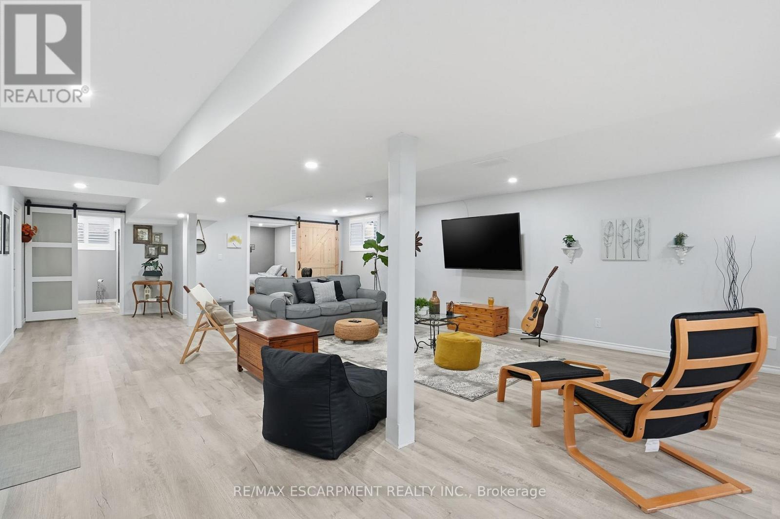 6 Macneil Court, Brant, Ontario  N3S 0G3 - Photo 34 - X12696354