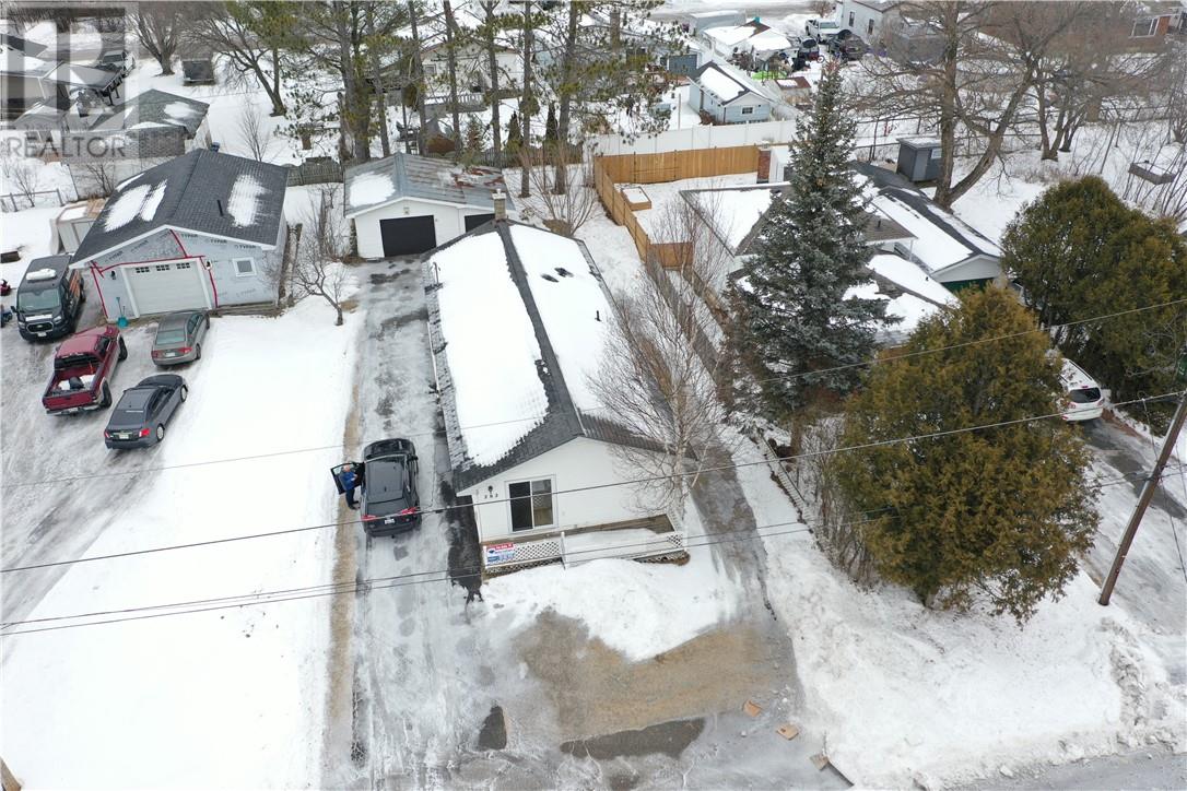 282 Adelaide, Espanola, Ontario