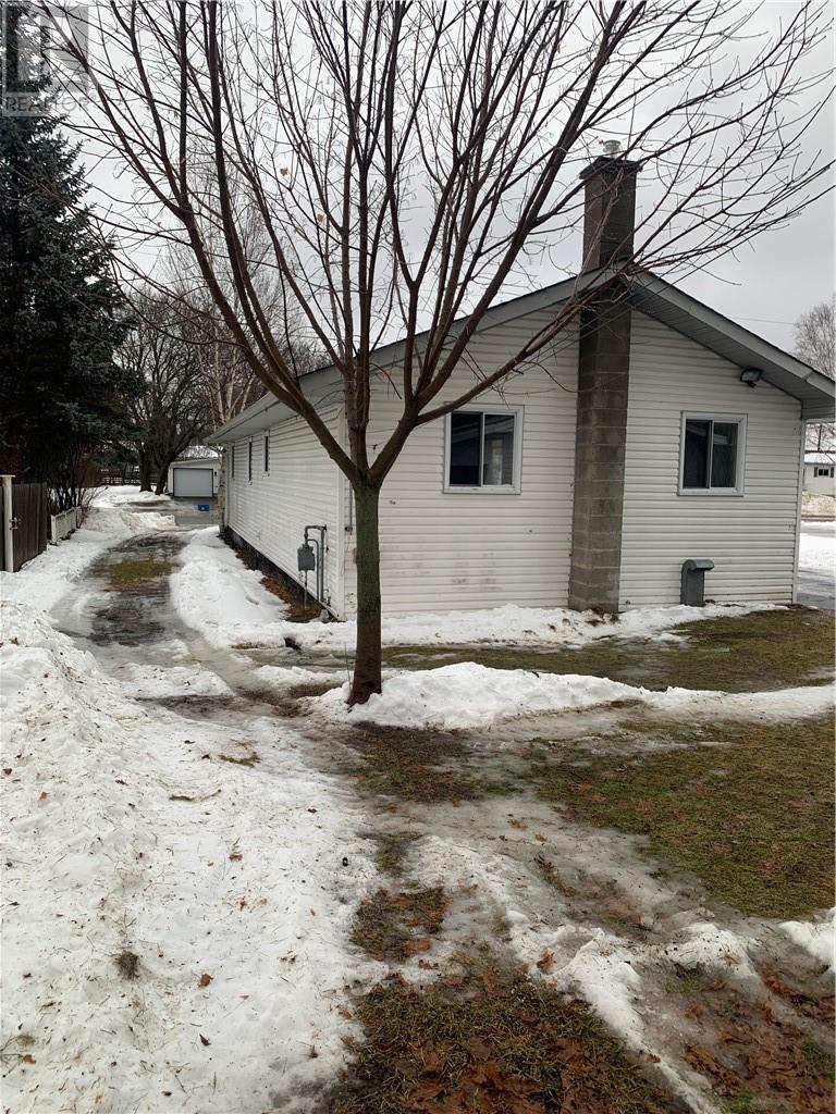 282 Adelaide, Espanola, Ontario  P5E 1H3 - Photo 6 - 2126052