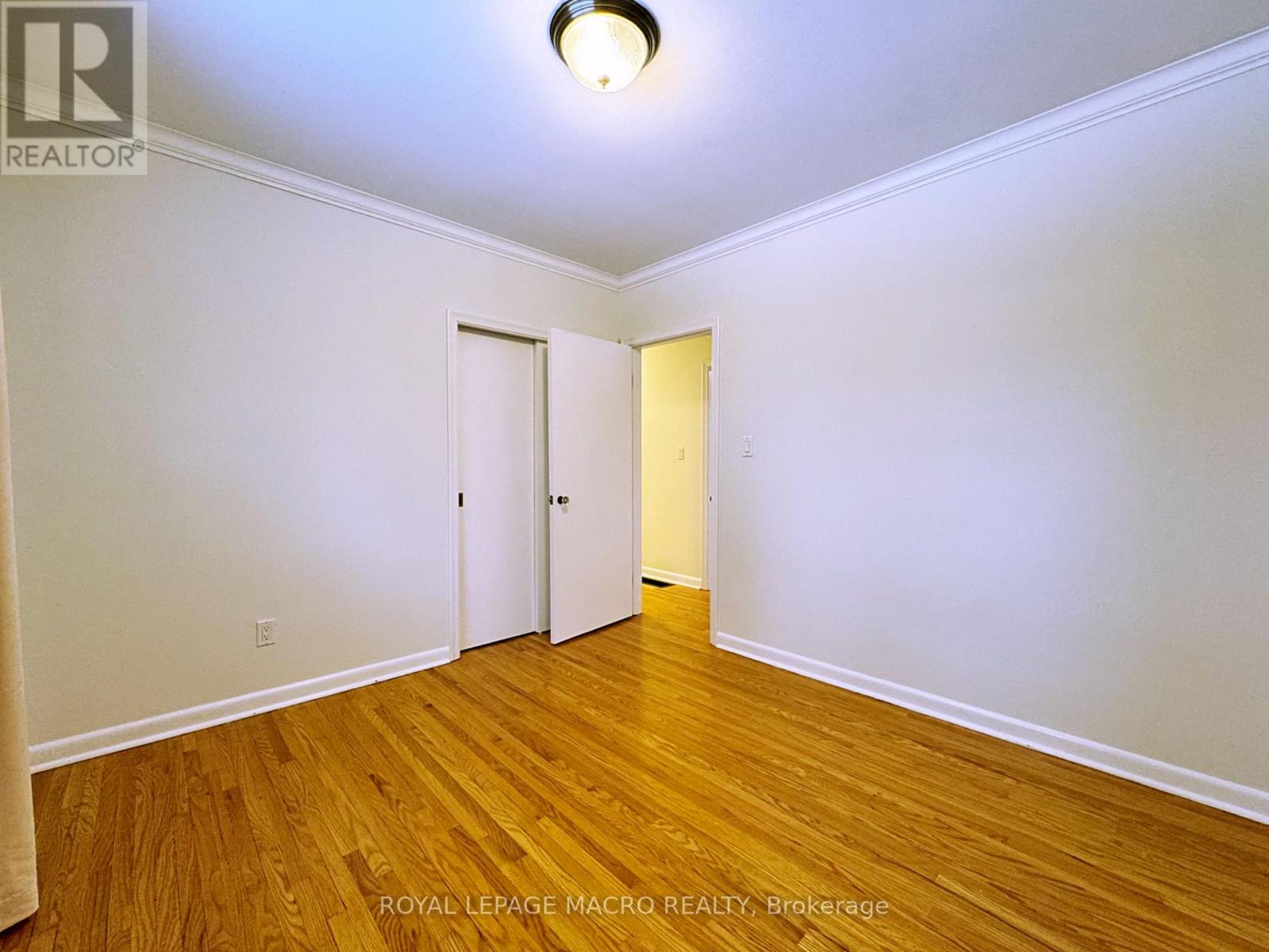 646 Iroquois Avenue, Hamilton, Ontario  L9G 3B4 - Photo 14 - X12671618