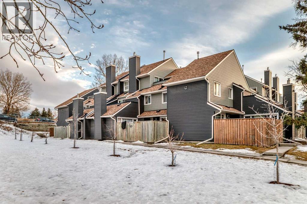 257, 66 Glamis Green Sw, Calgary, Alberta  T3E 6V1 - Photo 3 - A2277972
