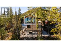 322 Larch Terrace, rossland, British Columbia