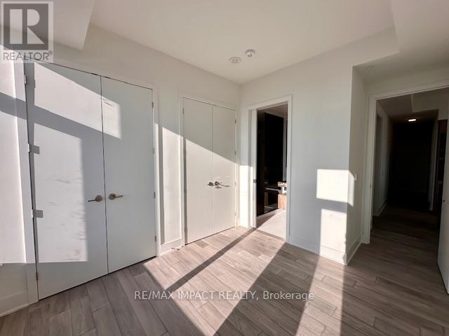 6009 - 11 Yorkville Avenue, Toronto, Ontario  M4W 1L2 - Photo 15 - C12696550