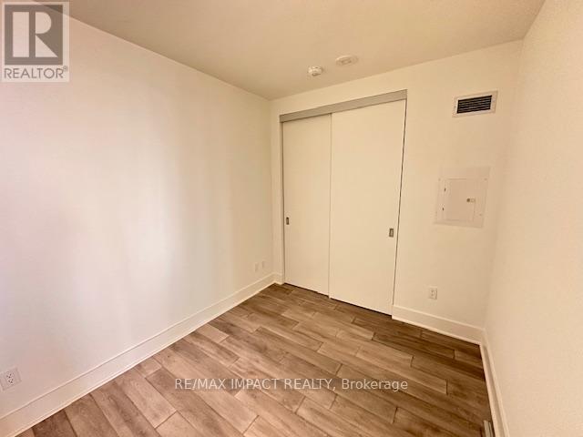 6009 - 11 Yorkville Avenue, Toronto, Ontario  M4W 1L2 - Photo 20 - C12696550