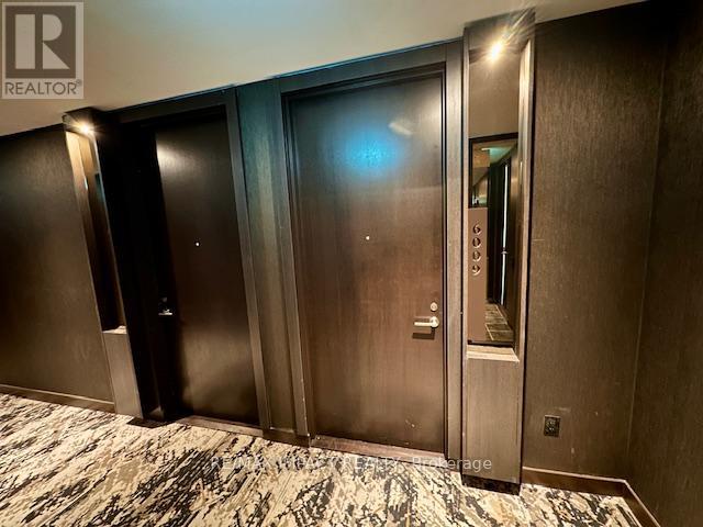 6009 - 11 Yorkville Avenue, Toronto, Ontario  M4W 1L2 - Photo 25 - C12696550