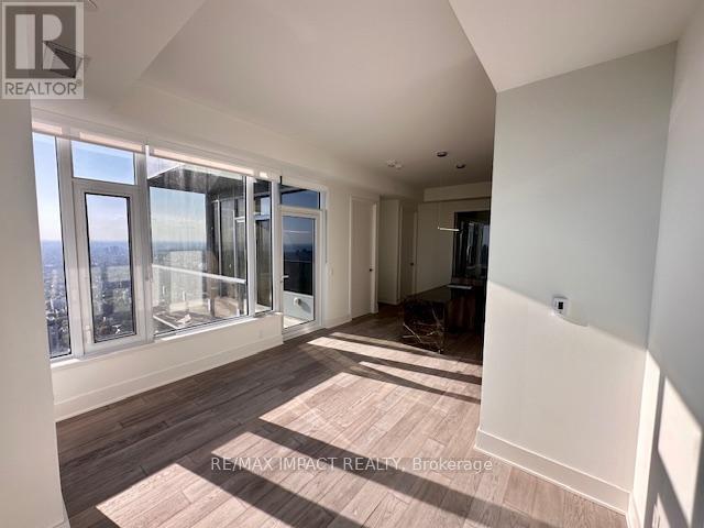 6009 - 11 Yorkville Avenue, Toronto, Ontario  M4W 1L2 - Photo 8 - C12696550