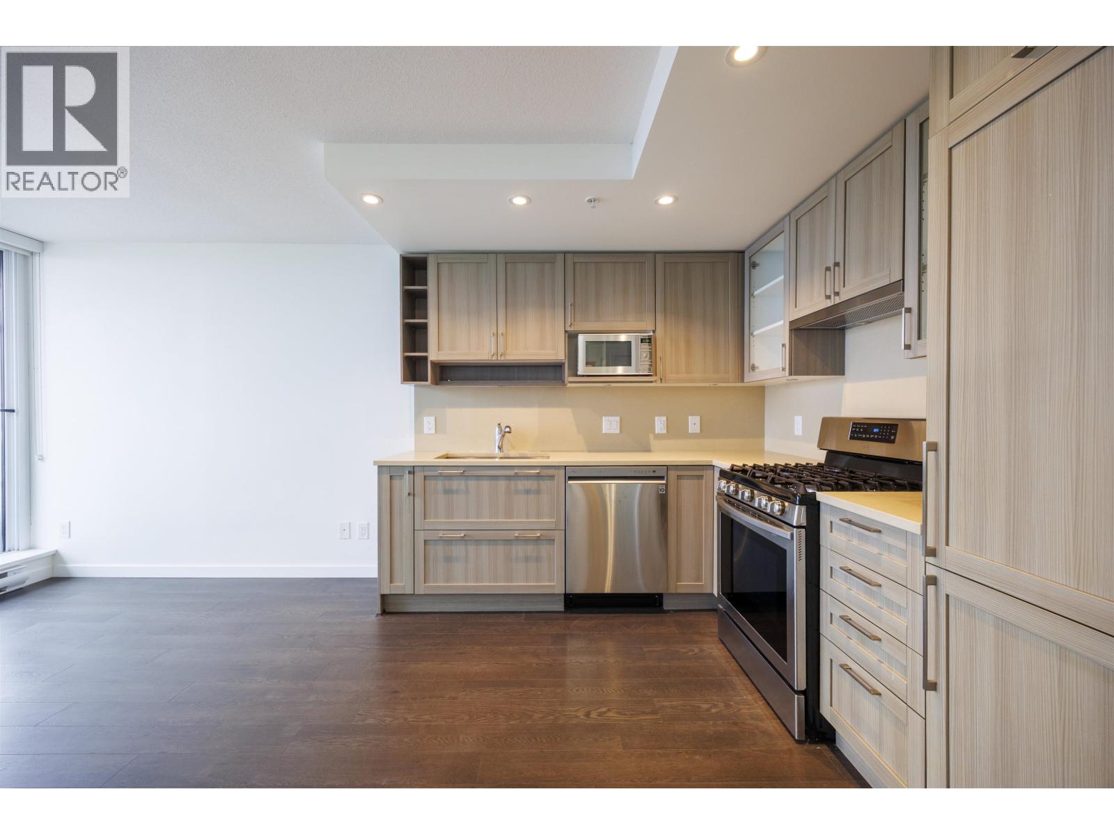 1810 5665 Boundary Road, Vancouver, British Columbia  V5R 0E4 - Photo 3 - R3079294