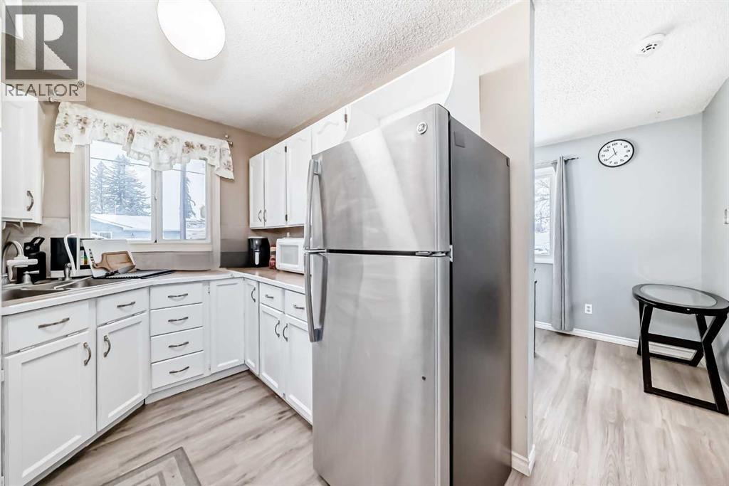 791 Penbrooke Road Se, Calgary, Alberta  T2A 3T4 - Photo 15 - A2276172