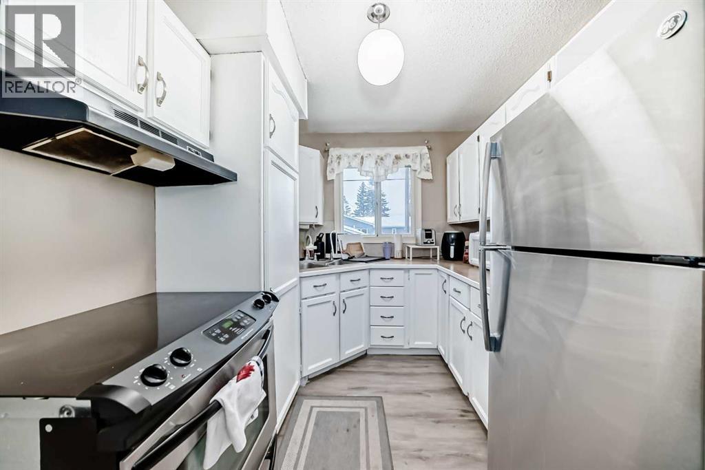 791 Penbrooke Road Se, Calgary, Alberta  T2A 3T4 - Photo 13 - A2276172