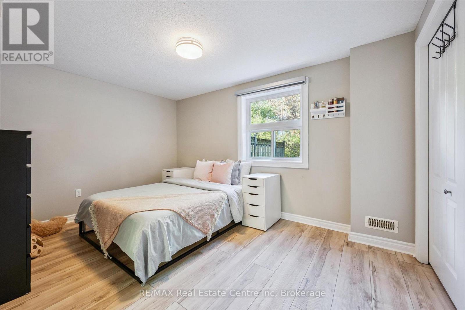 244 Carrington Drive, Guelph, Ontario  N1G 5K2 - Photo 20 - X12696424