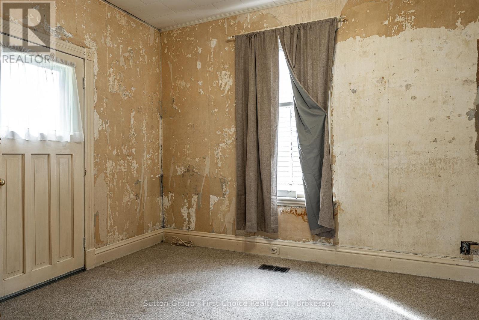 471 Albert Street, Stratford, Ontario N5A 3L3 - Photo 11 - X12696480