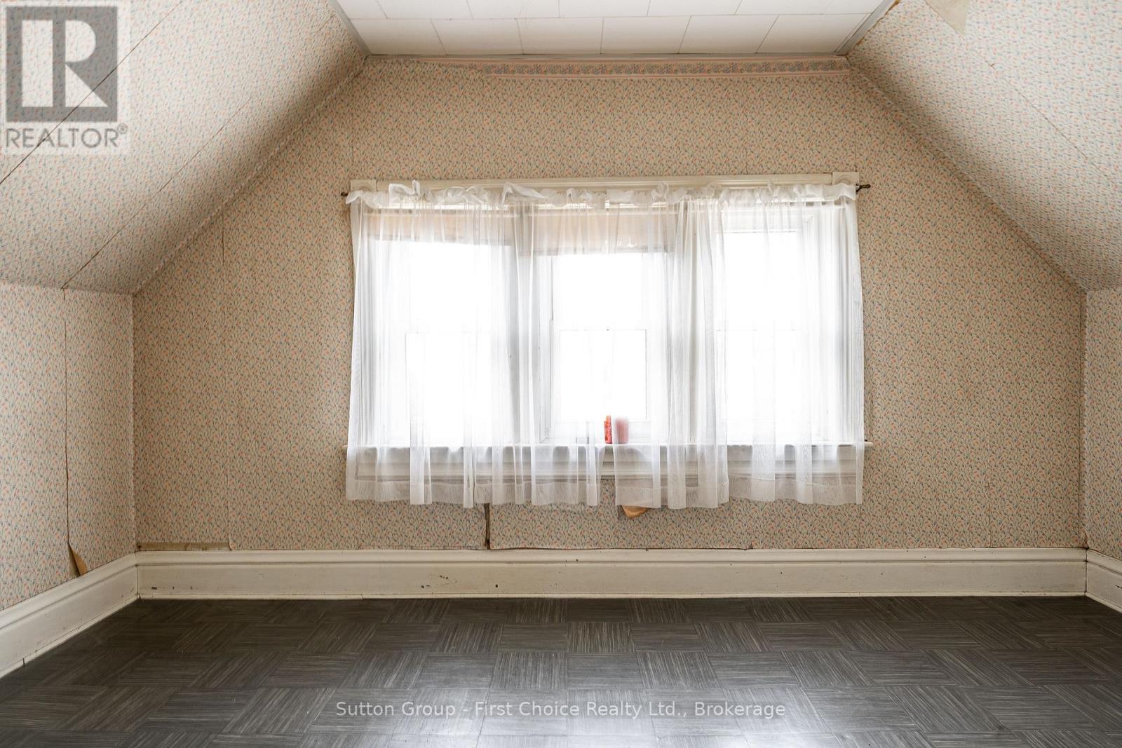 471 Albert Street, Stratford, Ontario N5A 3L3 - Photo 18 - X12696480