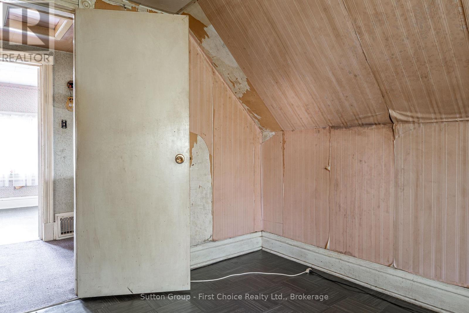 471 Albert Street, Stratford, Ontario N5A 3L3 - Photo 25 - X12696480