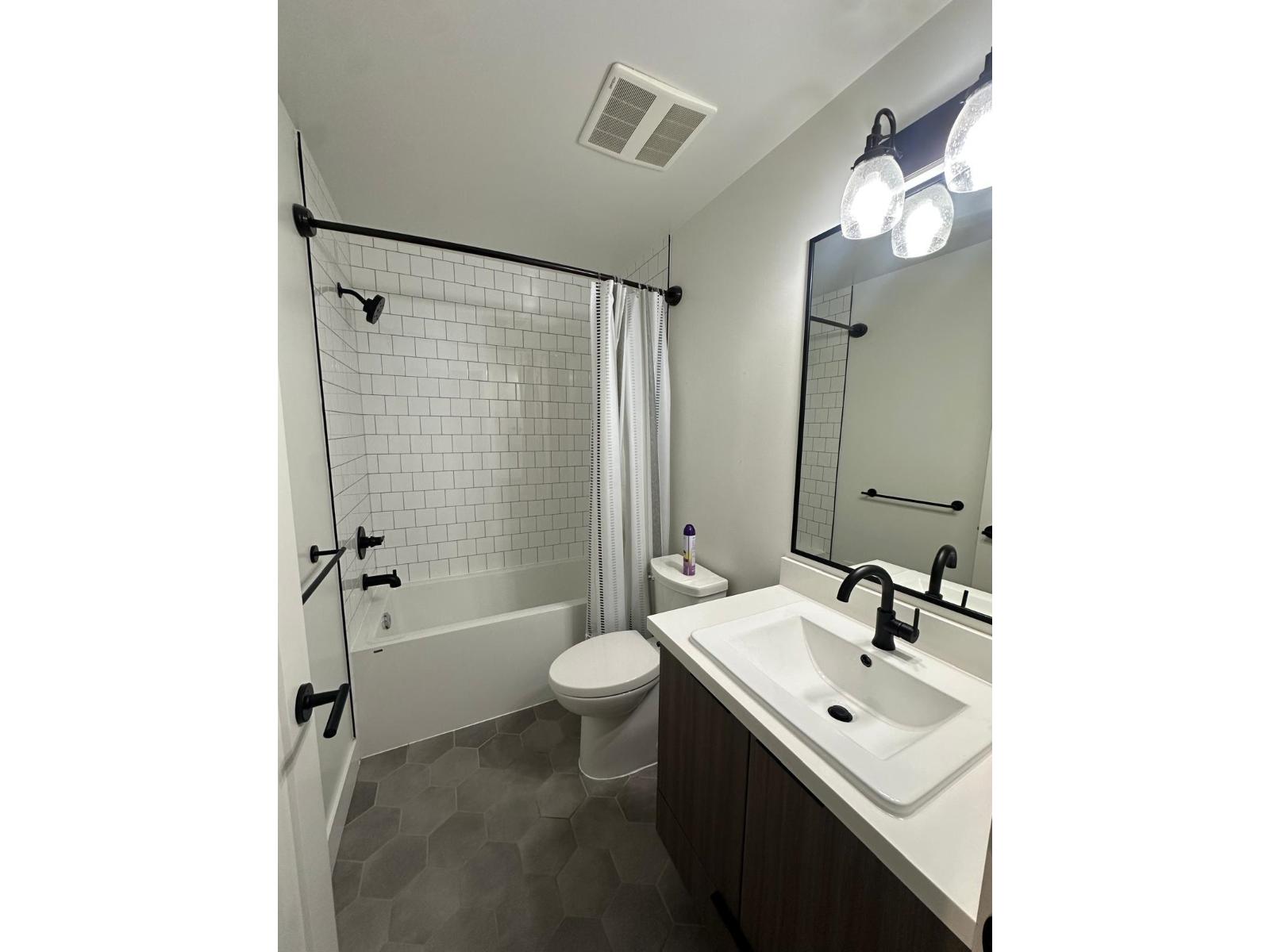 B102 20838 78b Avenue, Langley, British Columbia  V2Y 3M2 - Photo 9 - R3078620