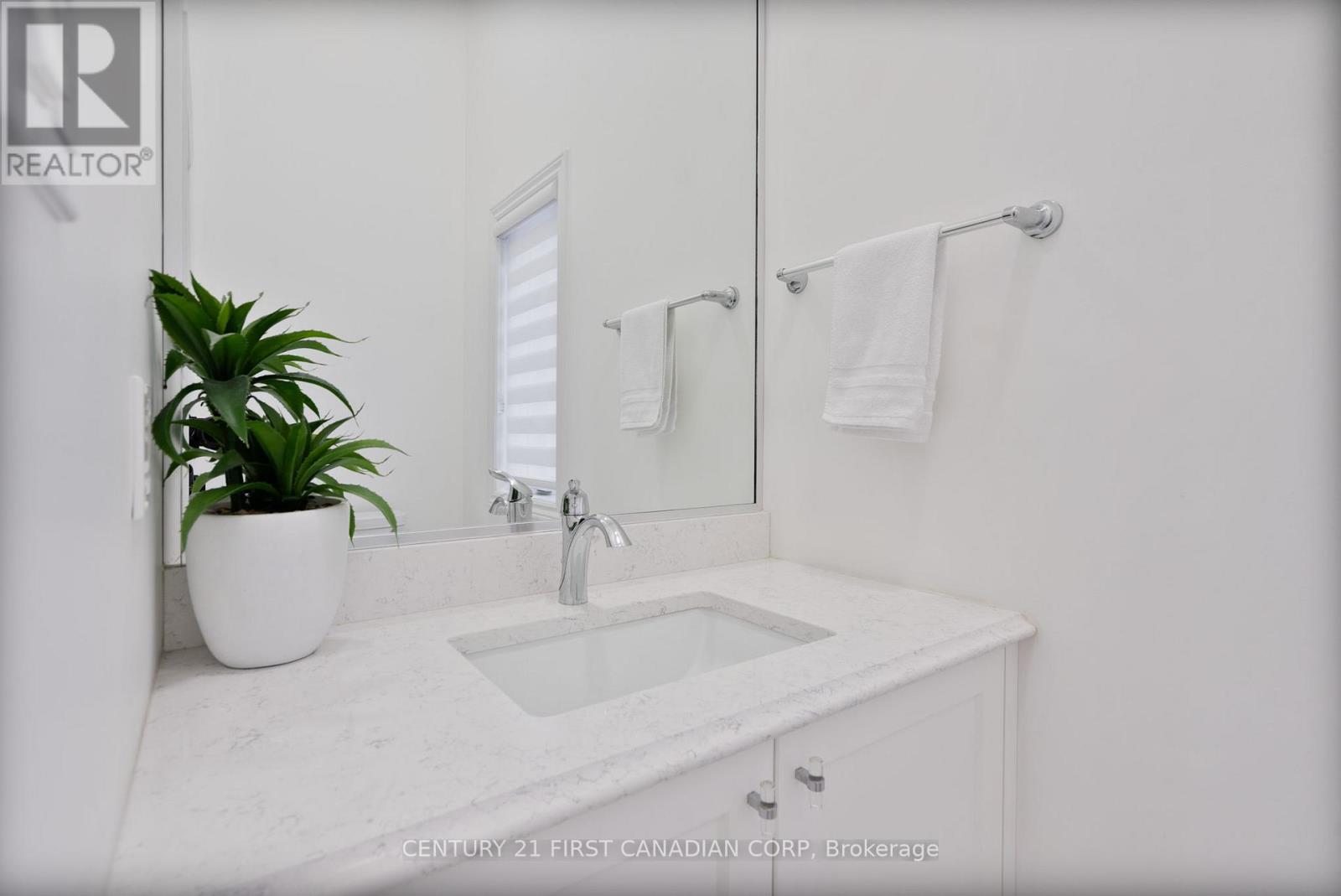 1899 Boardwalk Way, London South, Ontario  N6K 0A5 - Photo 8 - X12696438