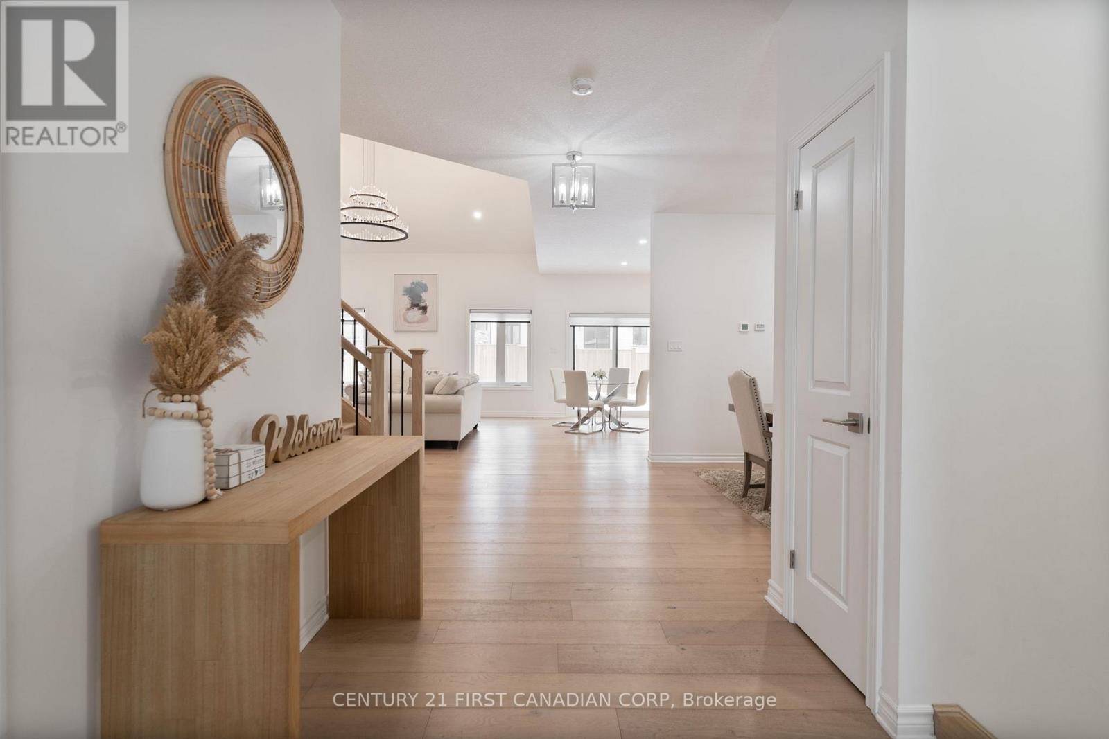 1899 Boardwalk Way, London South, Ontario  N6K 0A5 - Photo 9 - X12696438