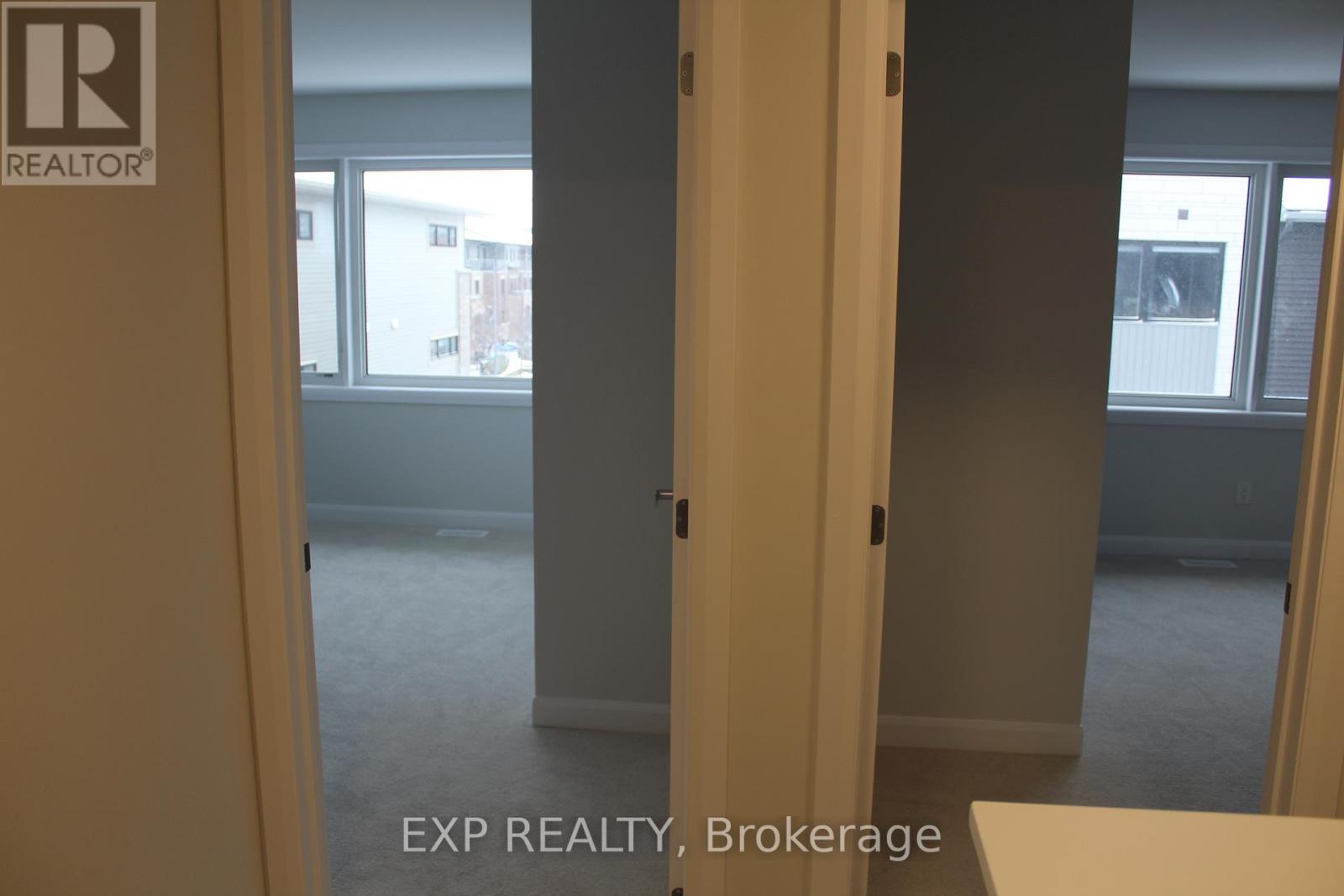 15 - 401 Glenroy Gilbert Drive, Ottawa, Ontario  K2J 5W4 - Photo 17 - X12696494