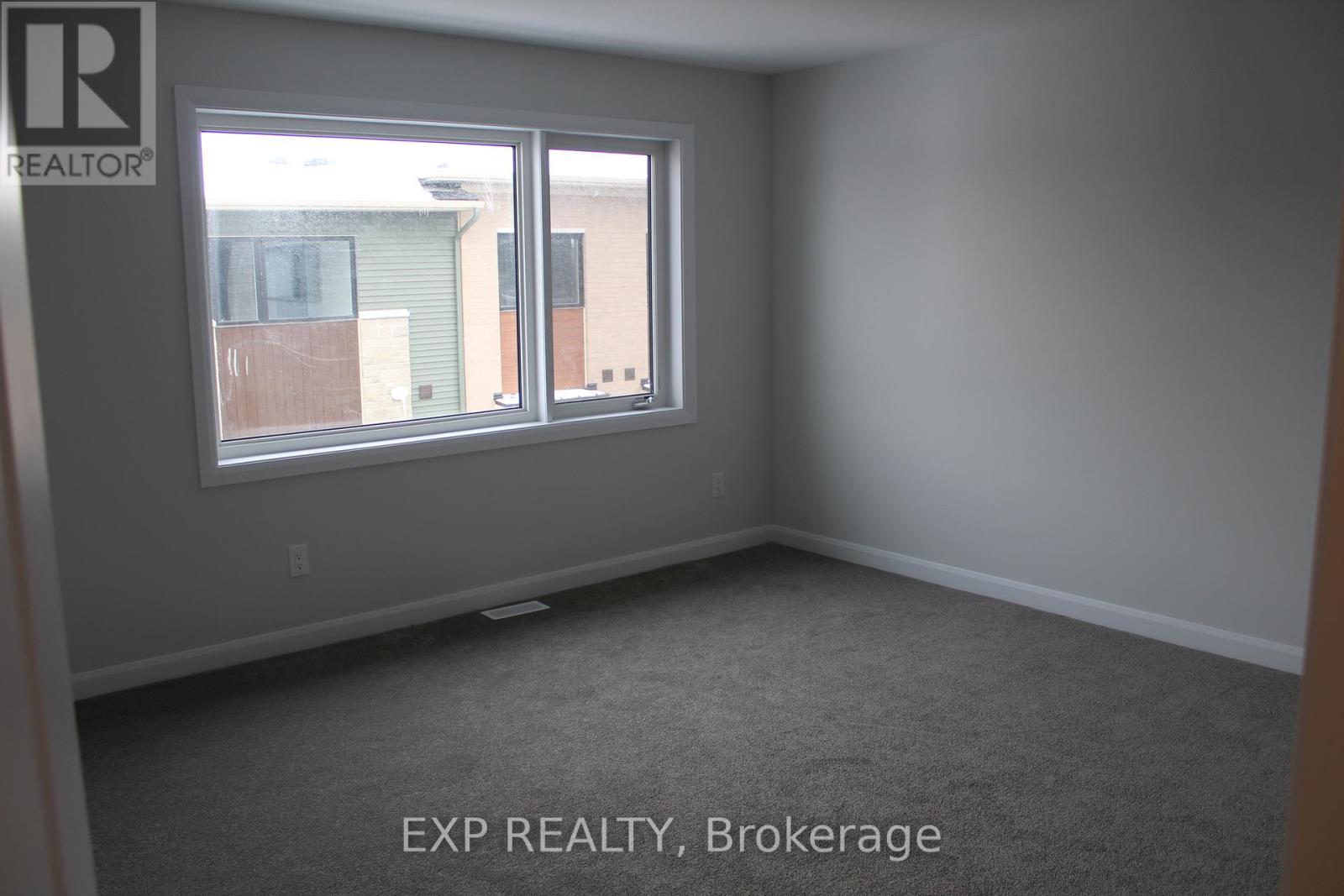 10 - 801 Glenroy Gilbert Drive, Ottawa, Ontario  K2J 5W4 - Photo 11 - X12696498