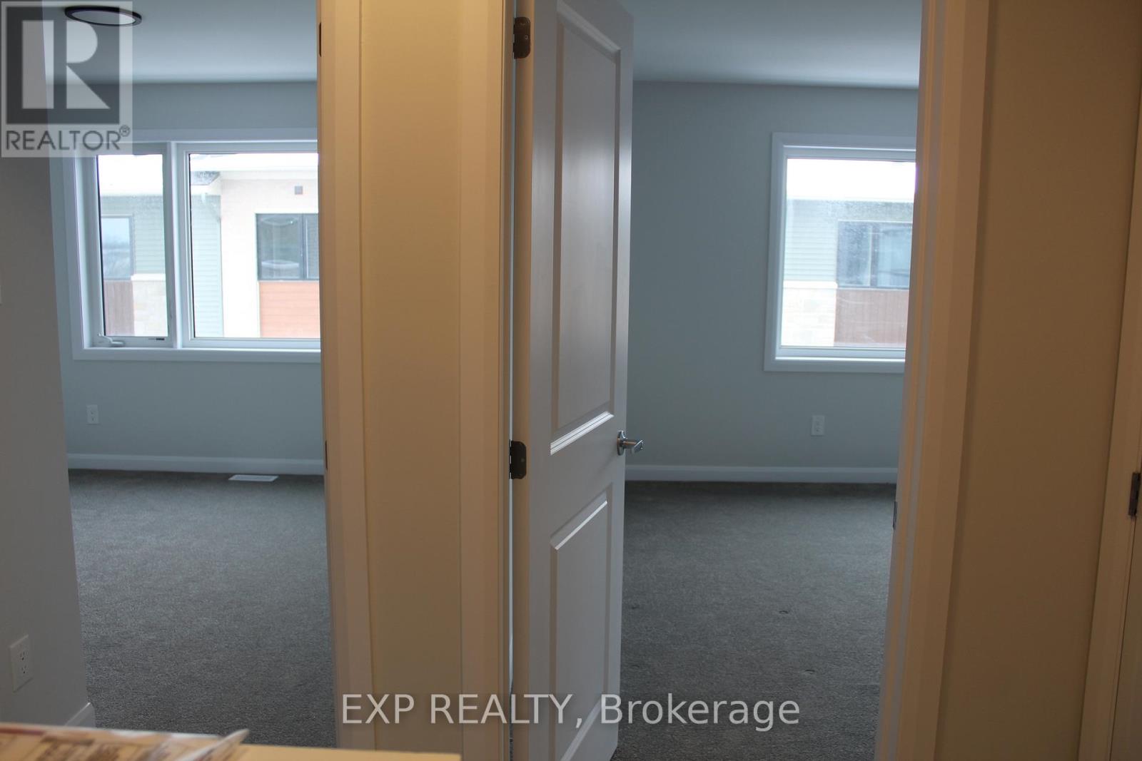 10 - 801 Glenroy Gilbert Drive, Ottawa, Ontario  K2J 5W4 - Photo 14 - X12696498