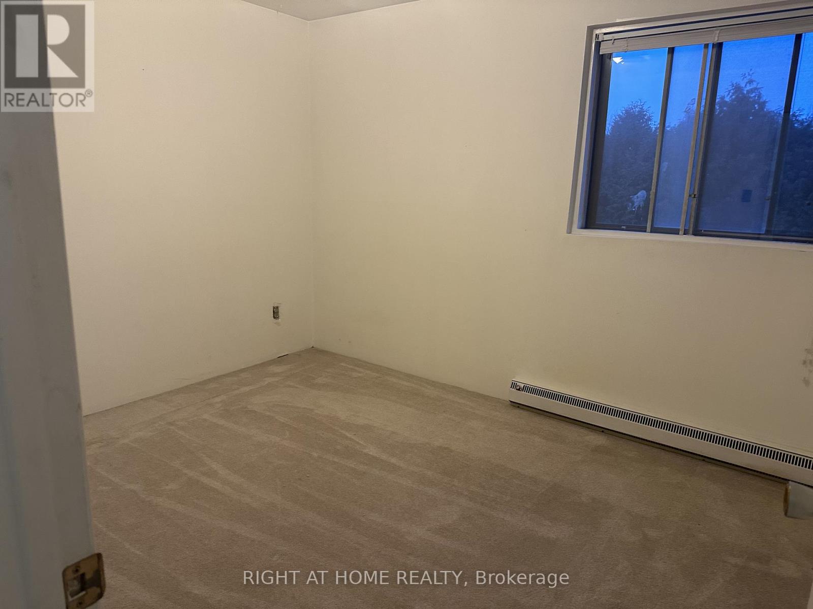 26 Rustywood Drive, Toronto, Ontario  M3A 1R8 - Photo 2 - C12593882