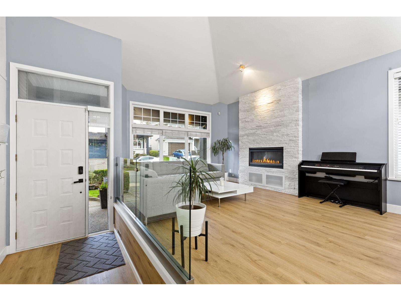 14737 75 Avenue, Surrey, British Columbia  V3S 8Y6 - Photo 5 - R3079517