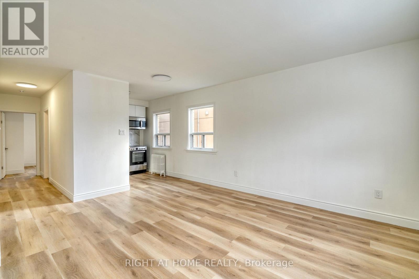 101 Sixteenth Street, Toronto, Ontario  M8V 3J9 - Photo 14 - W12696312