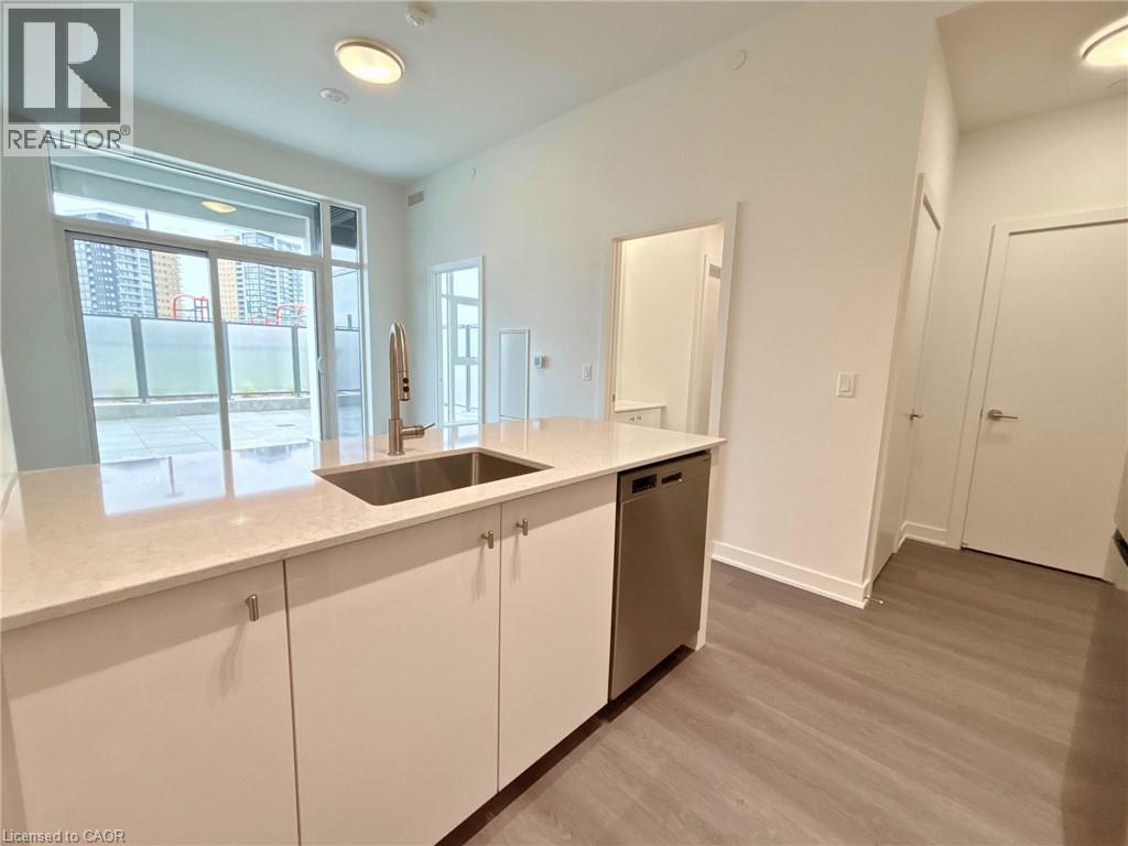 25 Wellington Street S Unit# 402, Kitchener, Ontario  N2G 0G5 - Photo 7 - 40780347