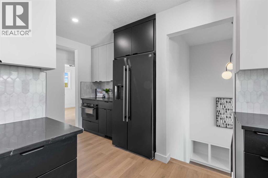 124 Gainsborough Drive Sw, Calgary, Alberta  T3E 4W9 - Photo 24 - A2266101