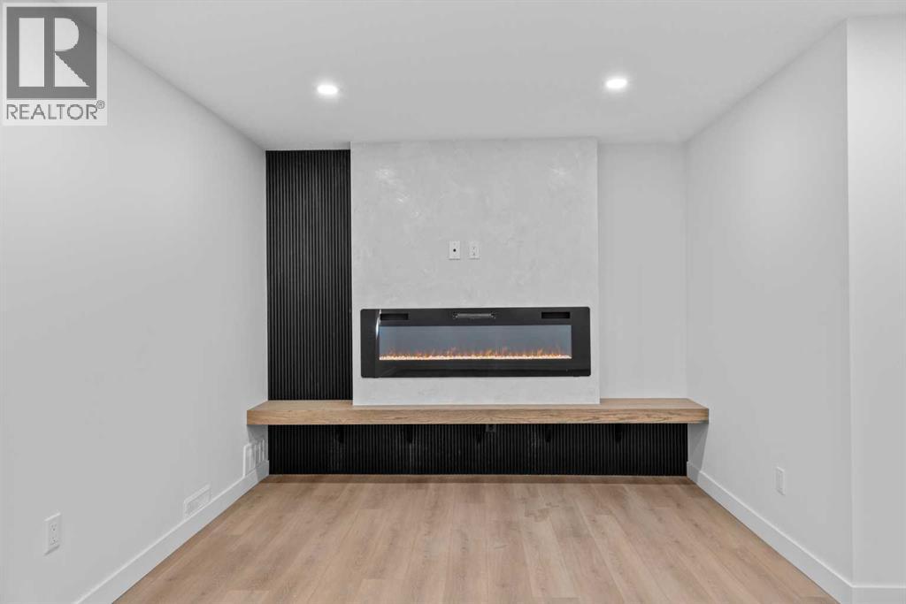 124 Gainsborough Drive Sw, Calgary, Alberta  T3E 4W9 - Photo 44 - A2266101