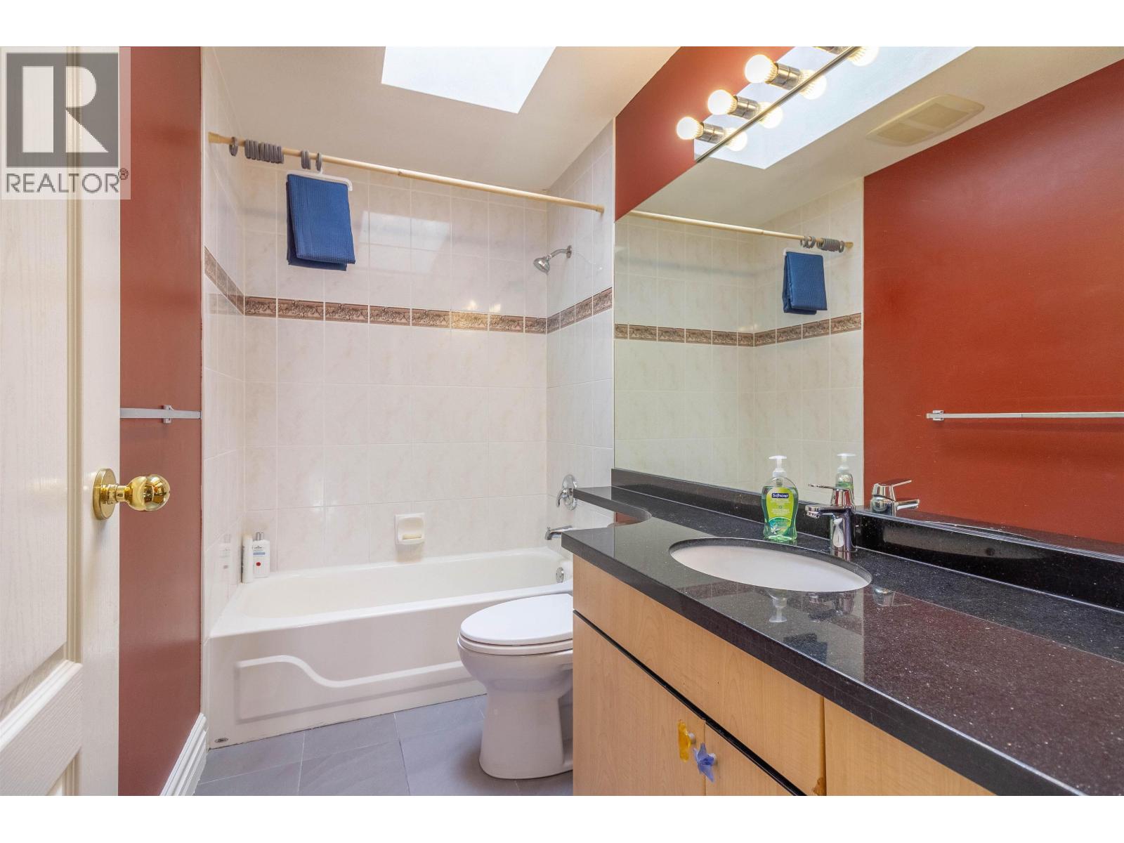 2115 Berkshire Crescent, Coquitlam, British Columbia  V3E 3N4 - Photo 23 - R3078315