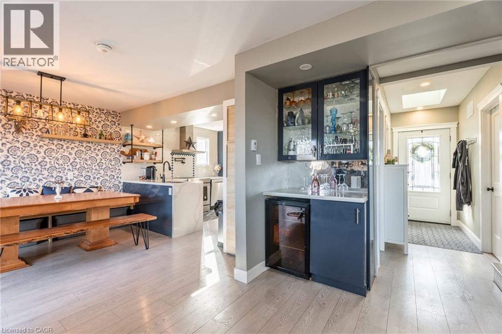 735 Beach Boulevard, Hamilton, Ontario  L8H 6Y5 - Photo 6 - 40798305