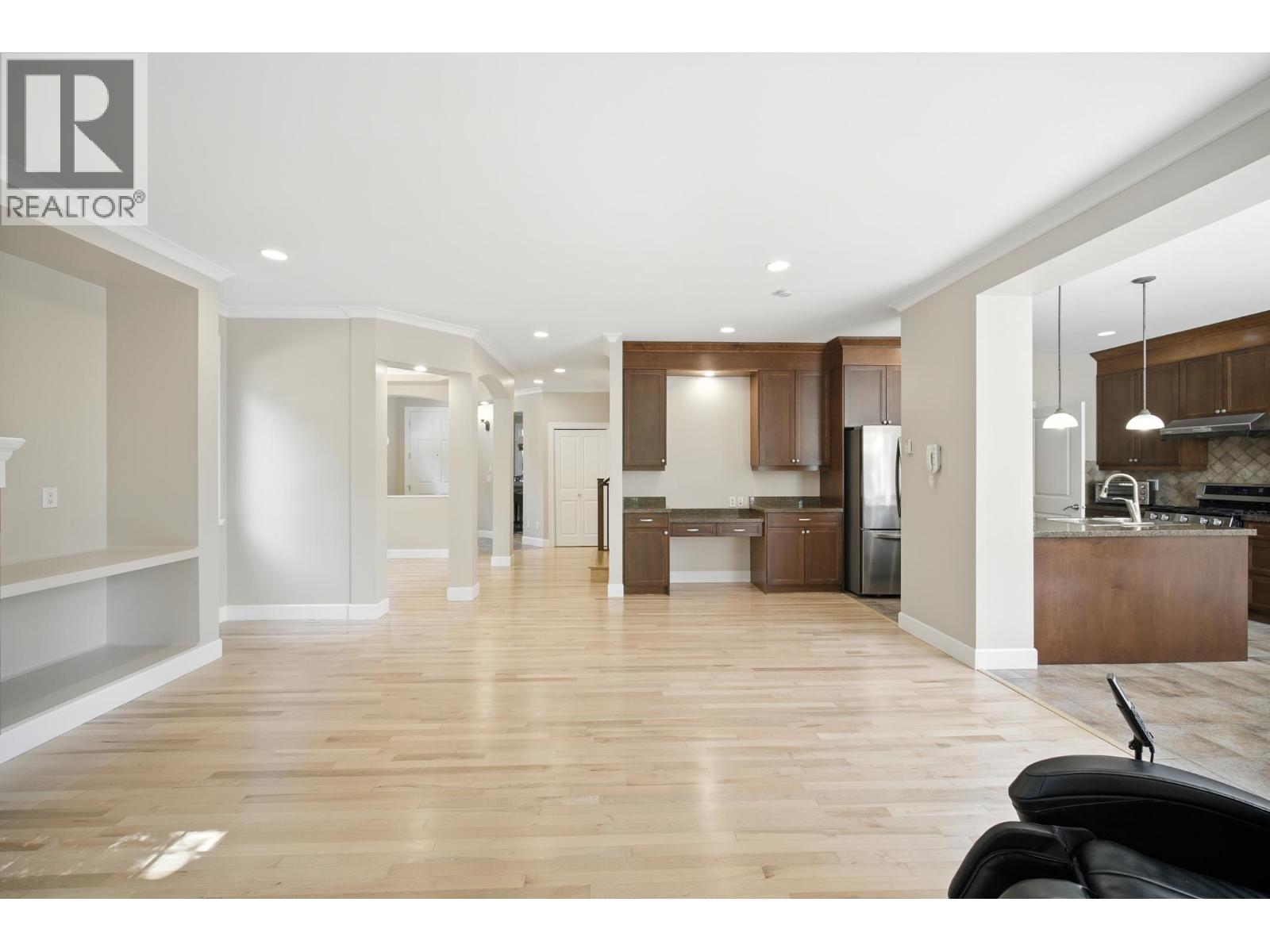 3252 Camelback Lane, Coquitlam, British Columbia  V3E 3R1 - Photo 14 - R3079524