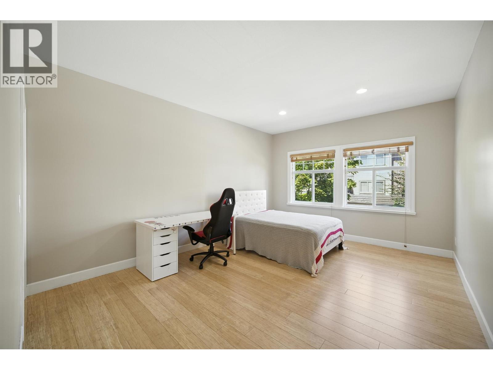 3252 Camelback Lane, Coquitlam, British Columbia  V3E 3R1 - Photo 27 - R3079524