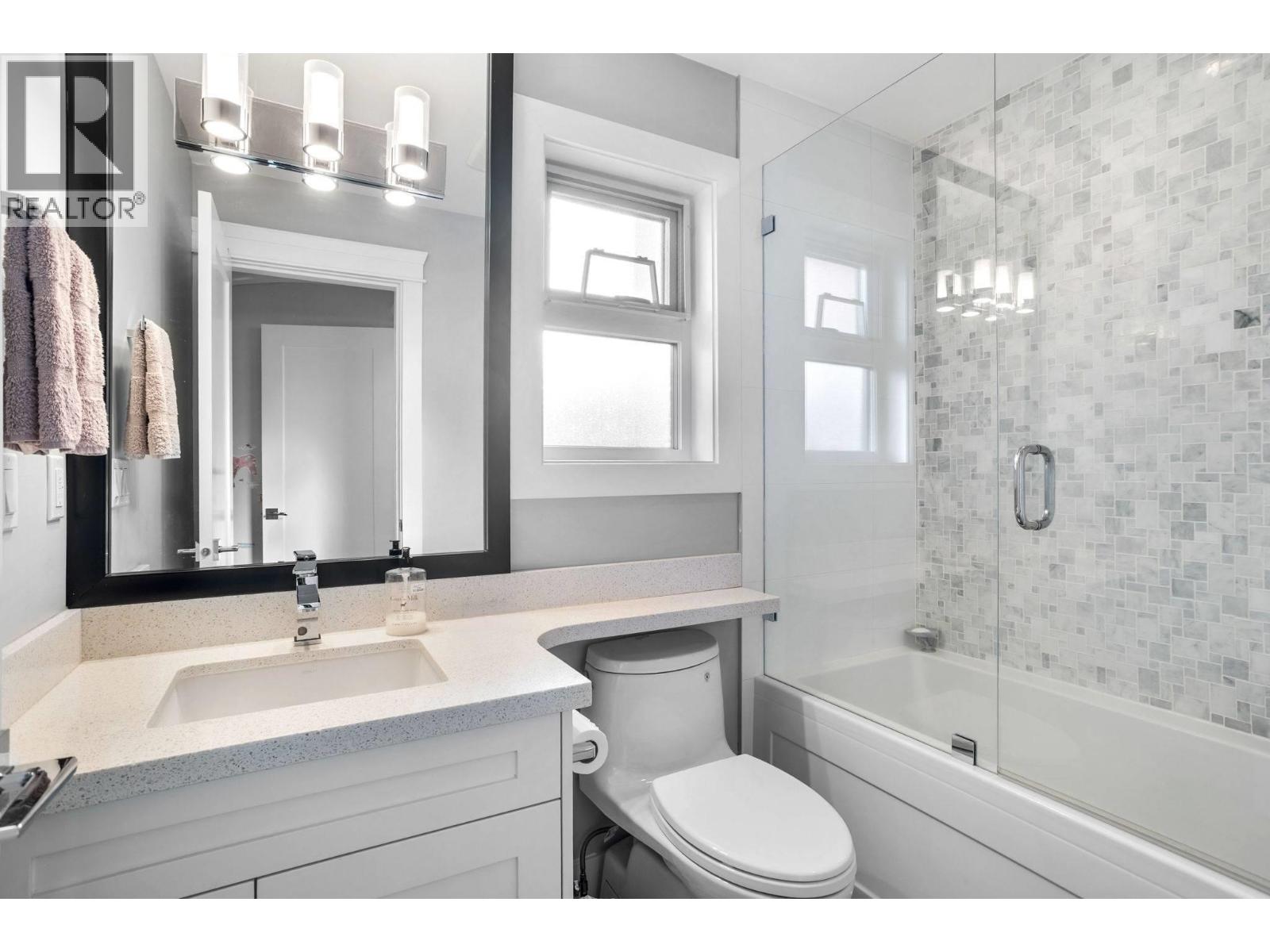 8656 Gilley Avenue, Burnaby, British Columbia  V5J 4Y5 - Photo 27 - R3079531