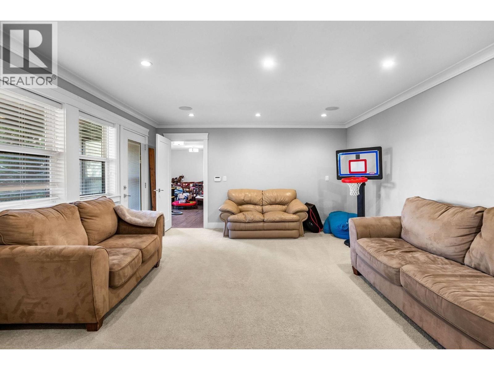 8656 Gilley Avenue, Burnaby, British Columbia  V5J 4Y5 - Photo 32 - R3079531