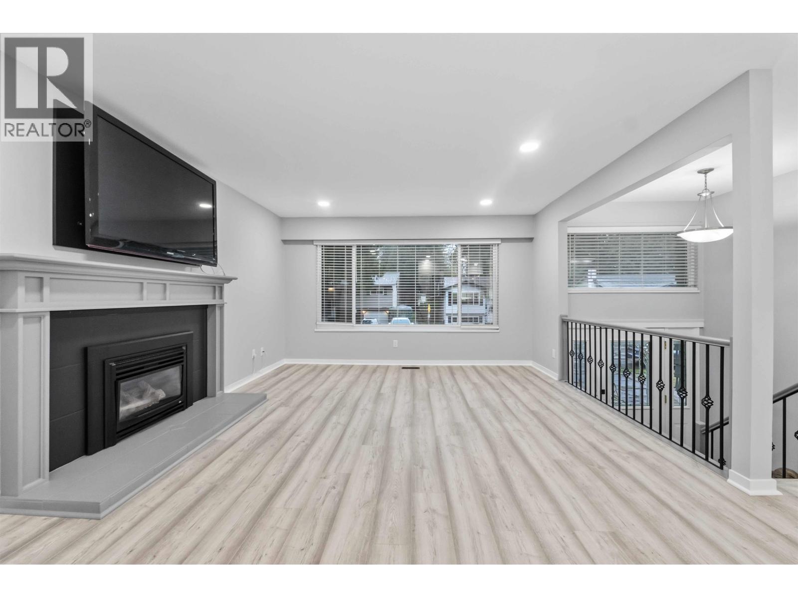 21101 119 Avenue, Maple Ridge, British Columbia  V2X 7N6 - Photo 5 - R3079537