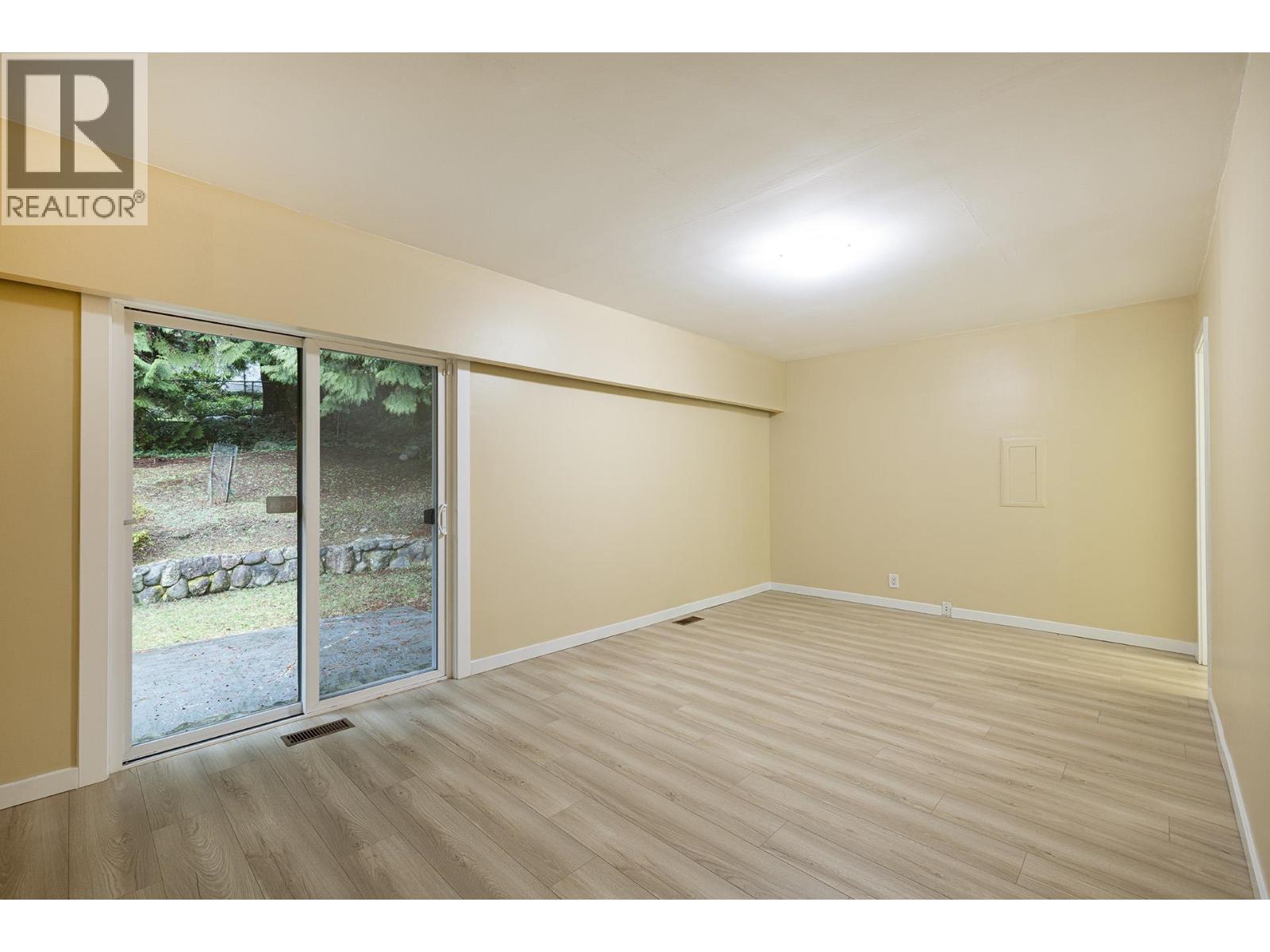 111 Bonnymuir Drive, West Vancouver, British Columbia  V7S 1L4 - Photo 12 - R3077440