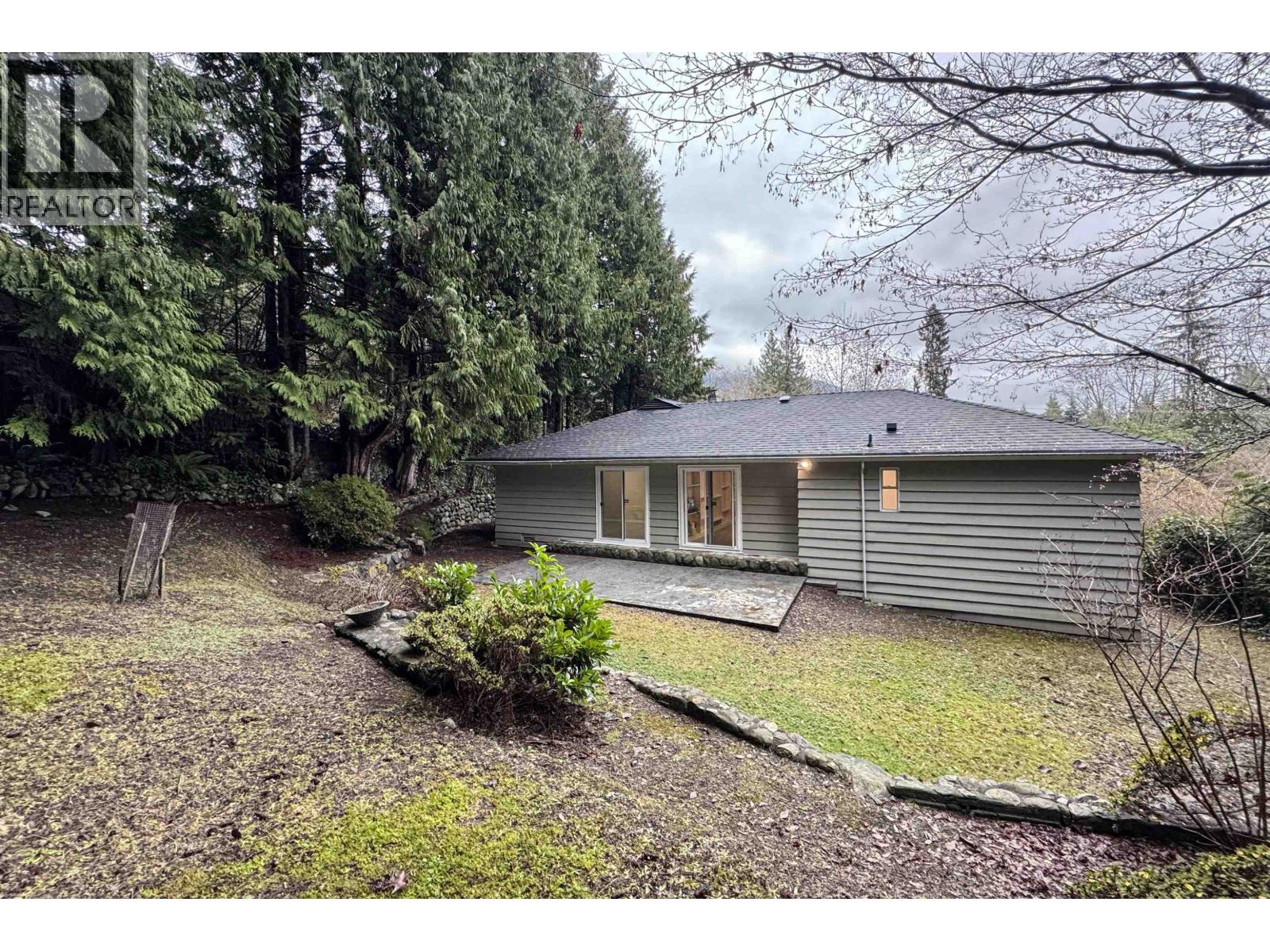 111 Bonnymuir Drive, West Vancouver, British Columbia  V7S 1L4 - Photo 26 - R3077440