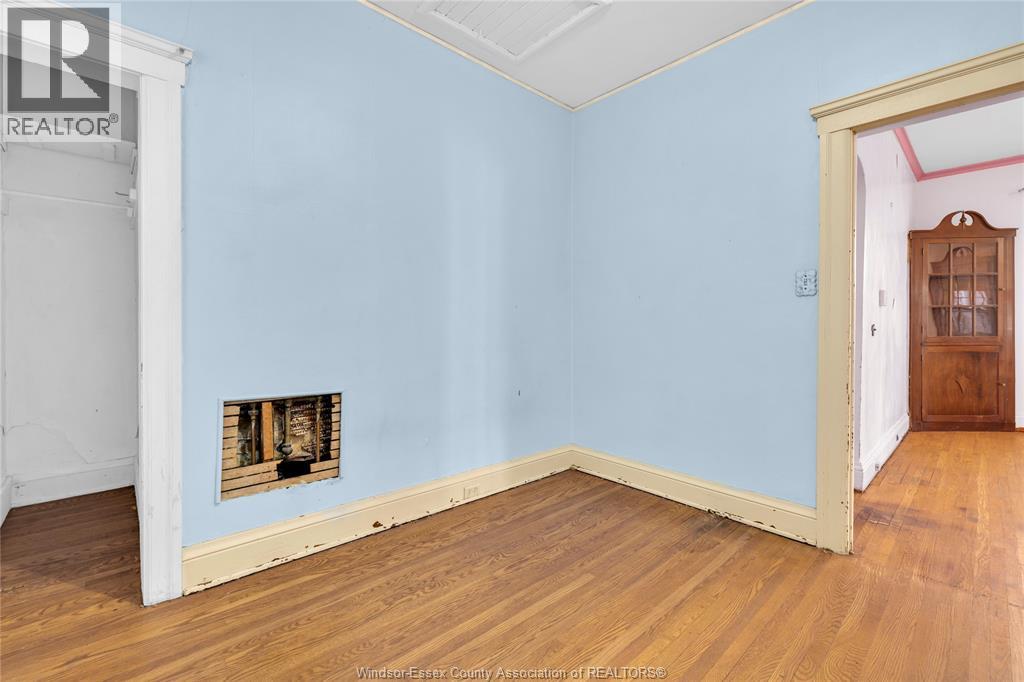 1970 Ottawa, Windsor, Ontario  N8Y 1R7 - Photo 17 - 26001133