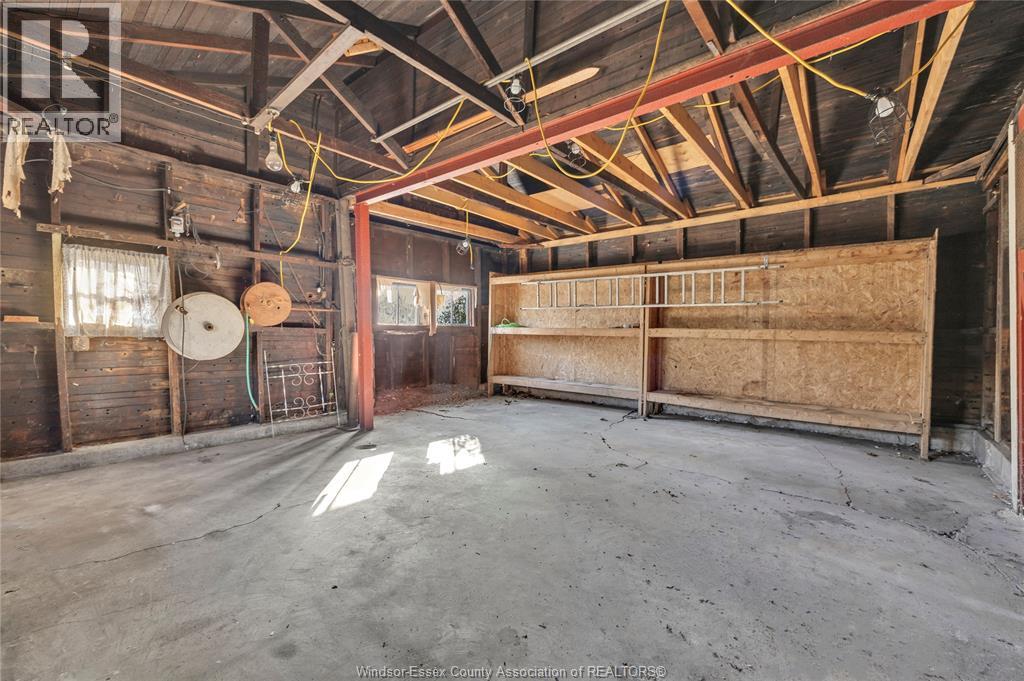 1970 Ottawa, Windsor, Ontario  N8Y 1R7 - Photo 22 - 26001133