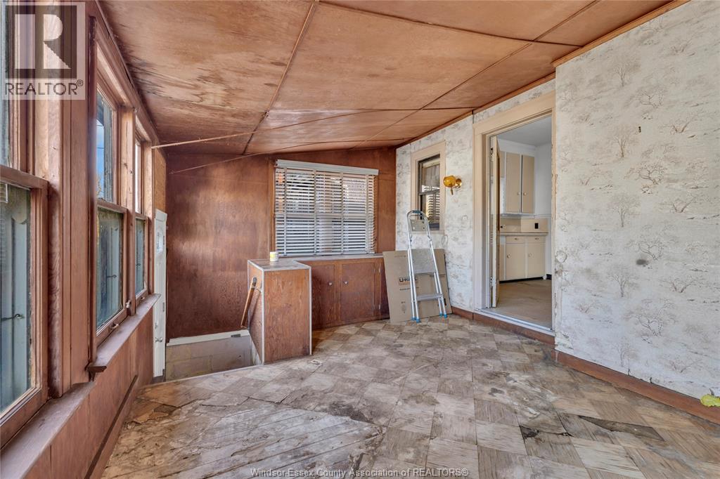 1970 Ottawa, Windsor, Ontario  N8Y 1R7 - Photo 29 - 26001133