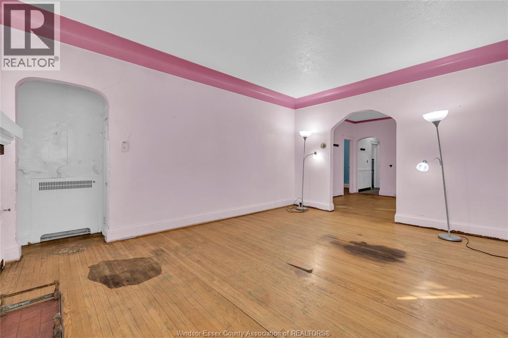 1970 Ottawa, Windsor, Ontario  N8Y 1R7 - Photo 6 - 26001133