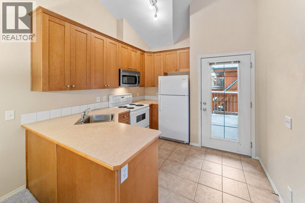 304, 343 Marten Street, Banff, Alberta  T1L 1E3 - Photo 5 - A2272981
