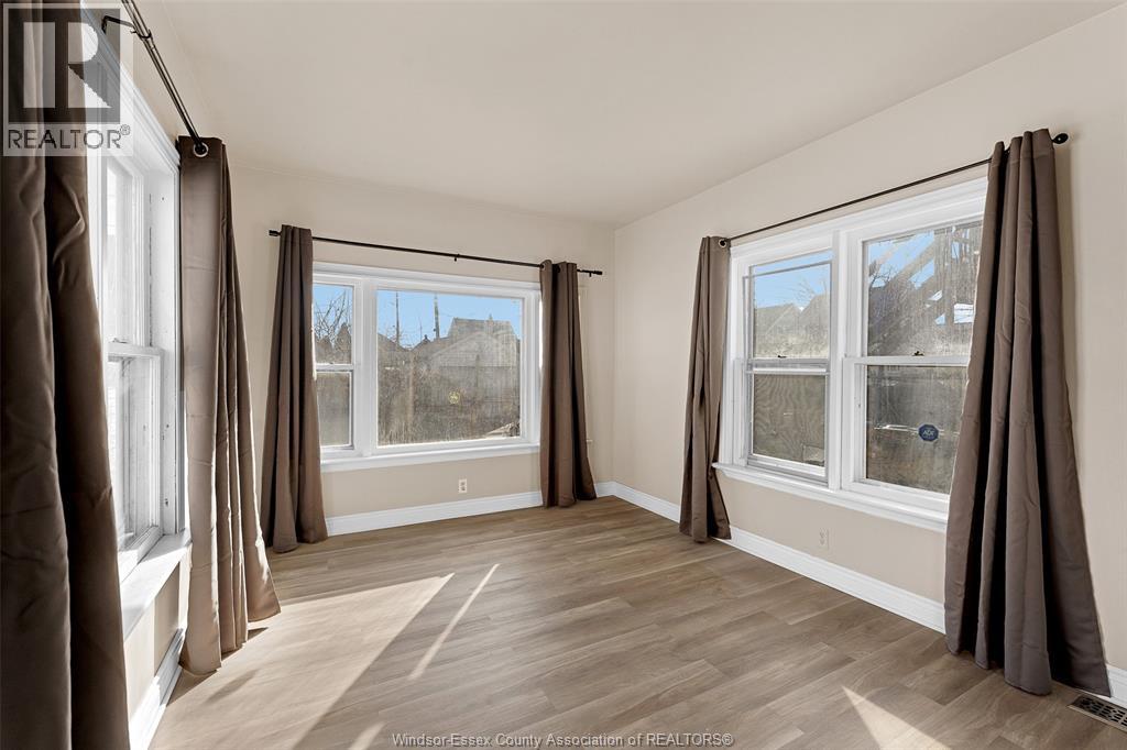 811 Elliott, Windsor, Ontario  N9A 3J6 - Photo 15 - 26001051