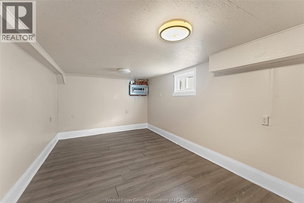 811 Elliott, Windsor, Ontario  N9A 3J6 - Photo 27 - 26001051