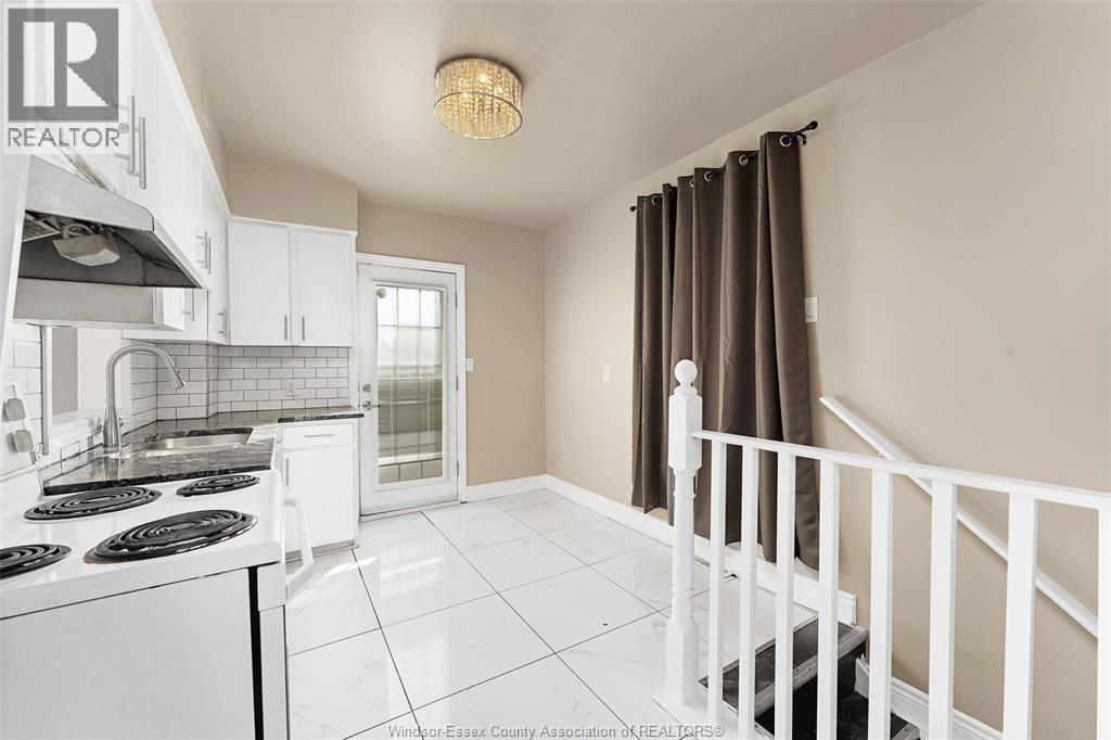 811 Elliott, Windsor, Ontario  N9A 3J6 - Photo 16 - 26001051