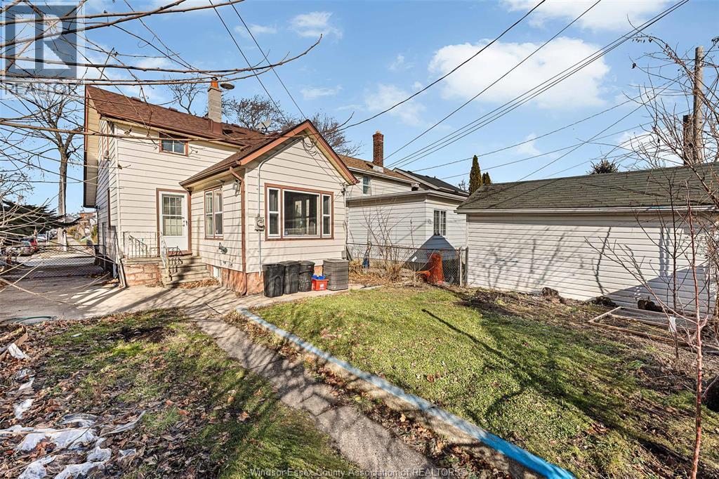 811 Elliott, Windsor, Ontario  N9A 3J6 - Photo 6 - 26001051