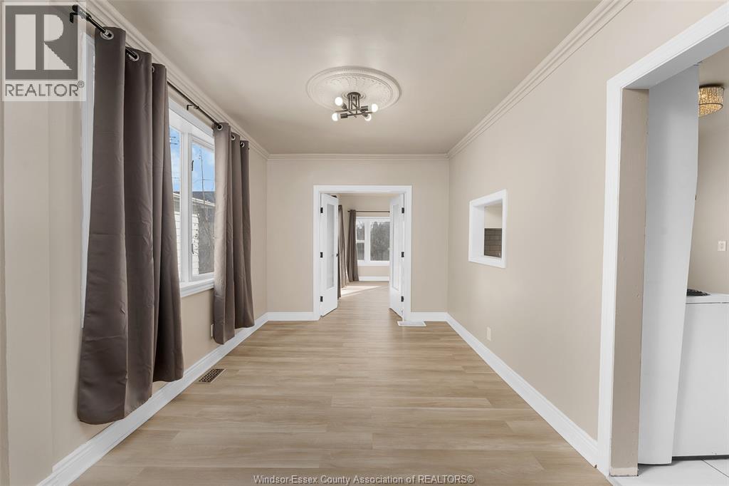 811 Elliott, Windsor, Ontario  N9A 3J6 - Photo 13 - 26001051