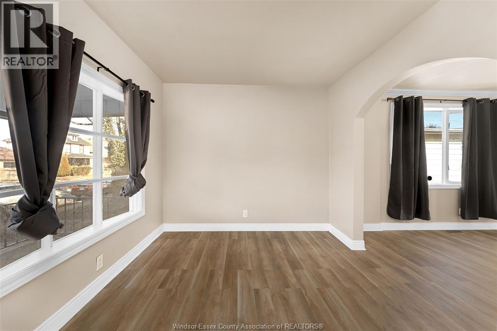 811 Elliott, Windsor, Ontario  N9A 3J6 - Photo 10 - 26001051