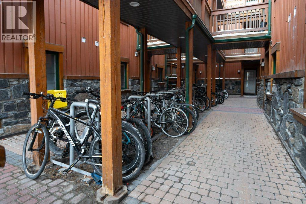 304, 343 Marten Street, Banff, Alberta  T1L 1E3 - Photo 18 - A2272981